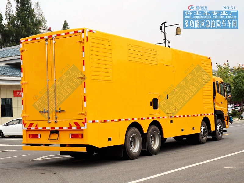 東風天龍前四後八電源車600-1000kW