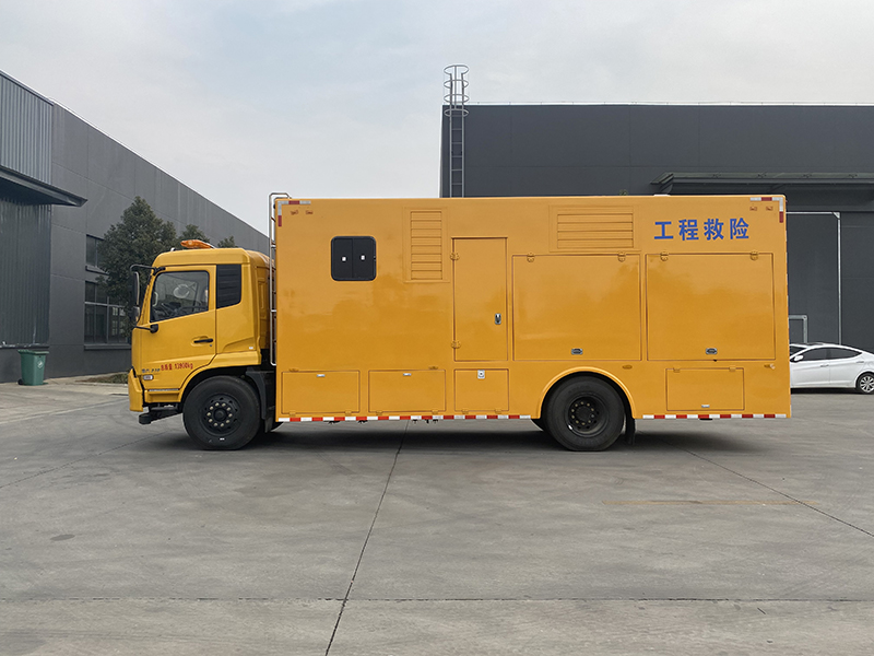 谈球吧下载地址牌東風天錦3000方排水車（休息室）