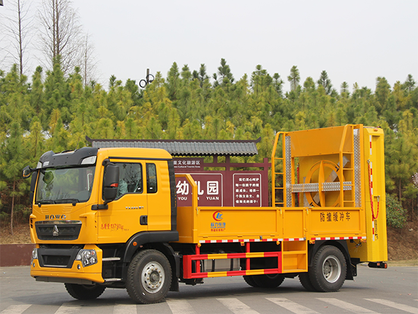 CLW5140TFZZ6防撞緩衝車