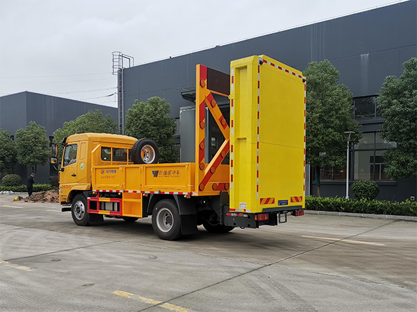 CLW5120TFZBHA防撞緩衝車