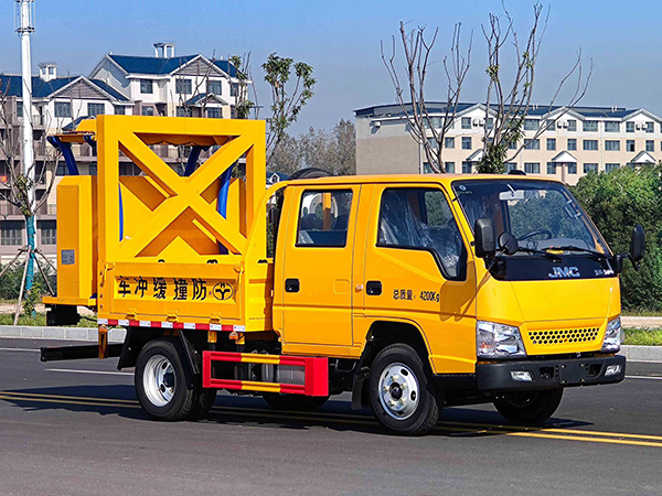 江鈴順威70K/80K防撞緩衝車