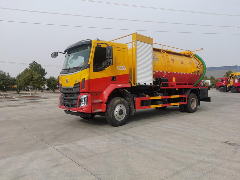 柳汽單橋清洗吸汙車