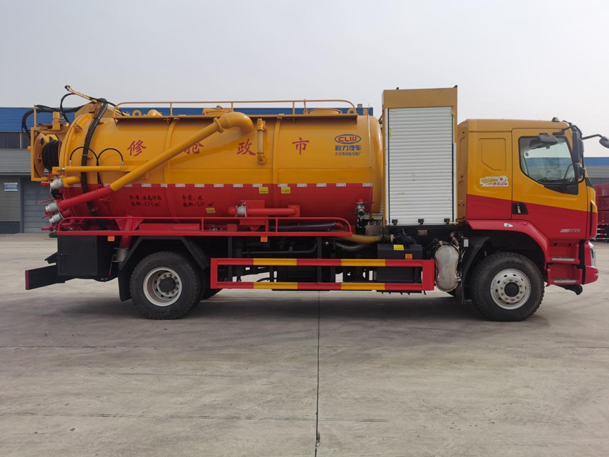 柳汽單橋清洗吸汙車