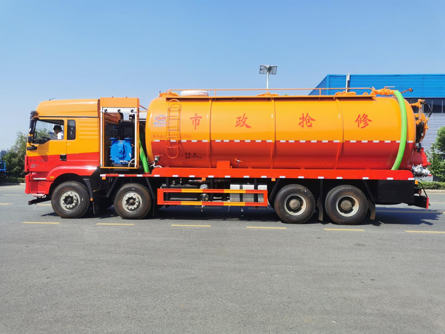陝汽德龍前四後八輪清洗吸汙車