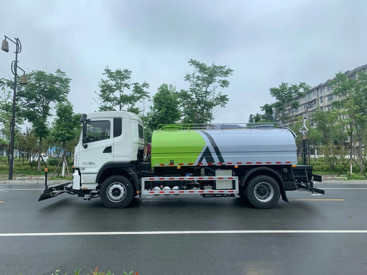 比亞迪T8純電動10方路麵清洗車