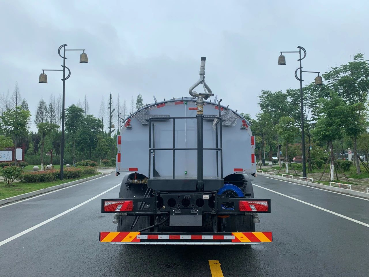 比亞迪T8純電動10方路麵清洗車