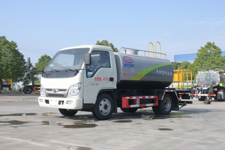 谈球吧下载地址福田小卡 4.5方多功能抑塵車