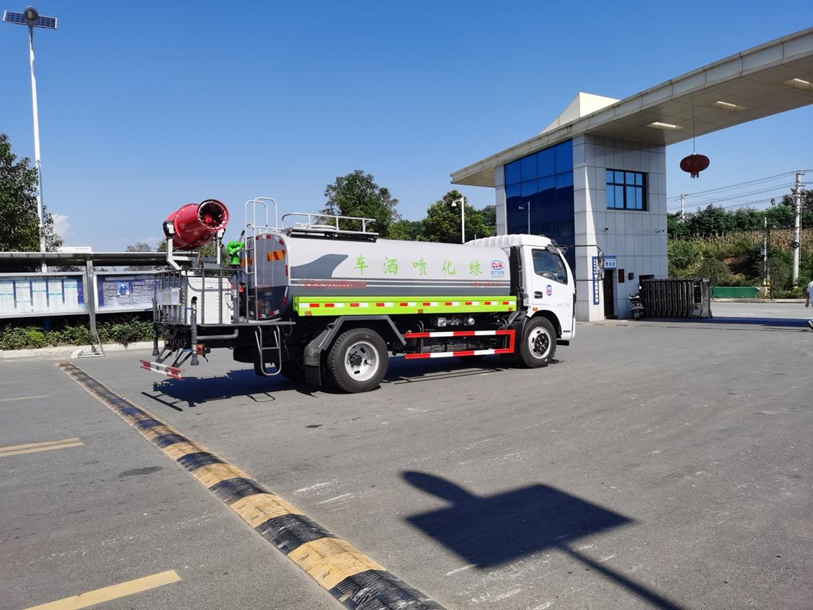 D7.F7係列8.75方綠化噴灑車