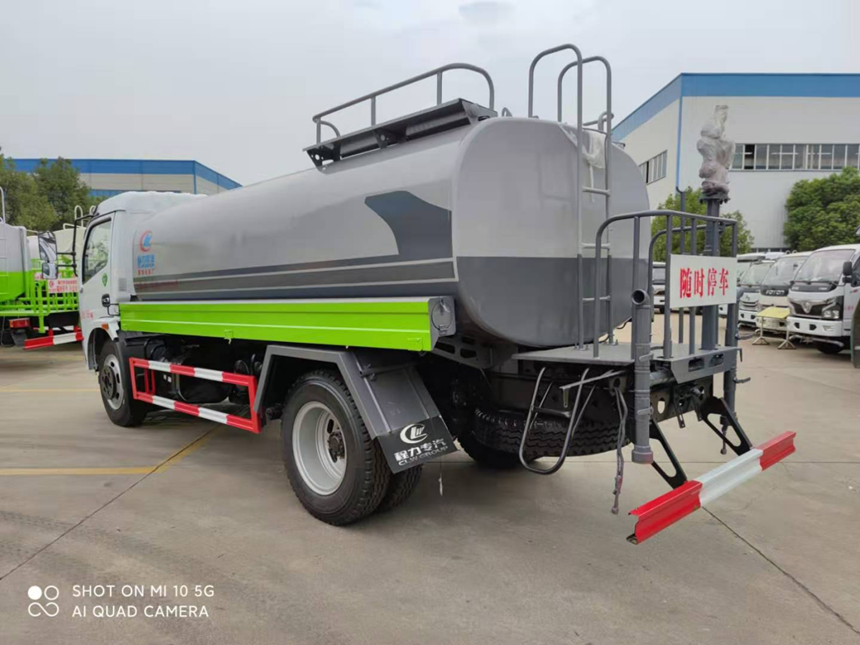 D7.F7係列9.28方灑水車
