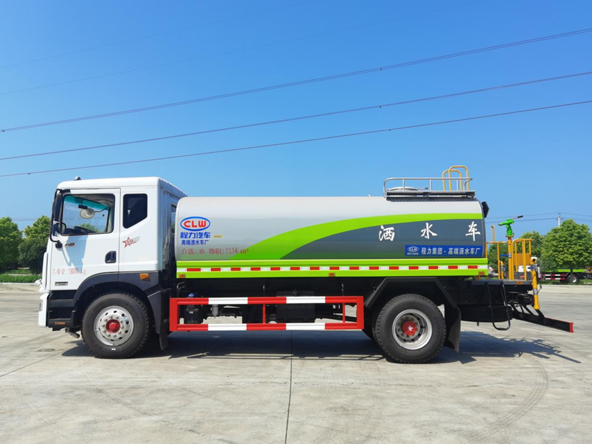 D9係列13.7方灑水車