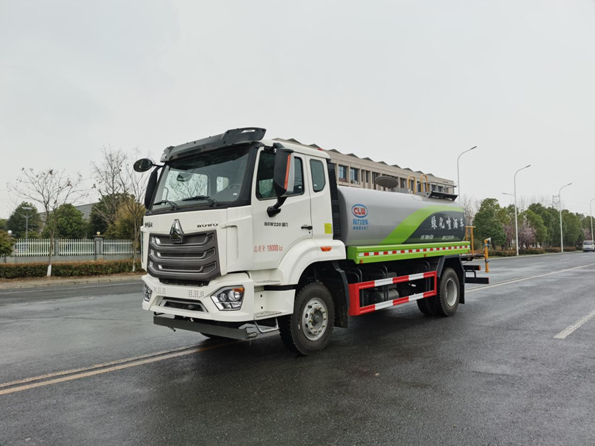 重汽NX係列13.6方綠化噴灑車