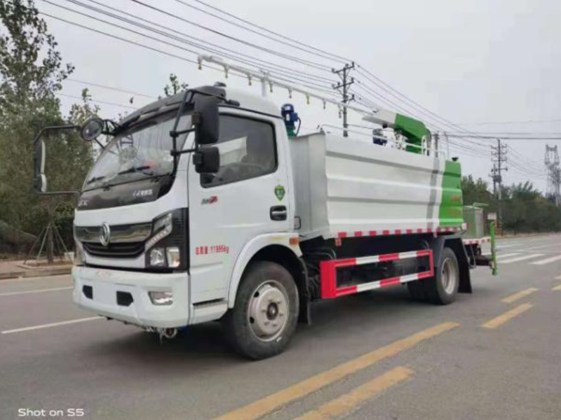 F7--雲內170馬力鐵路抑塵車